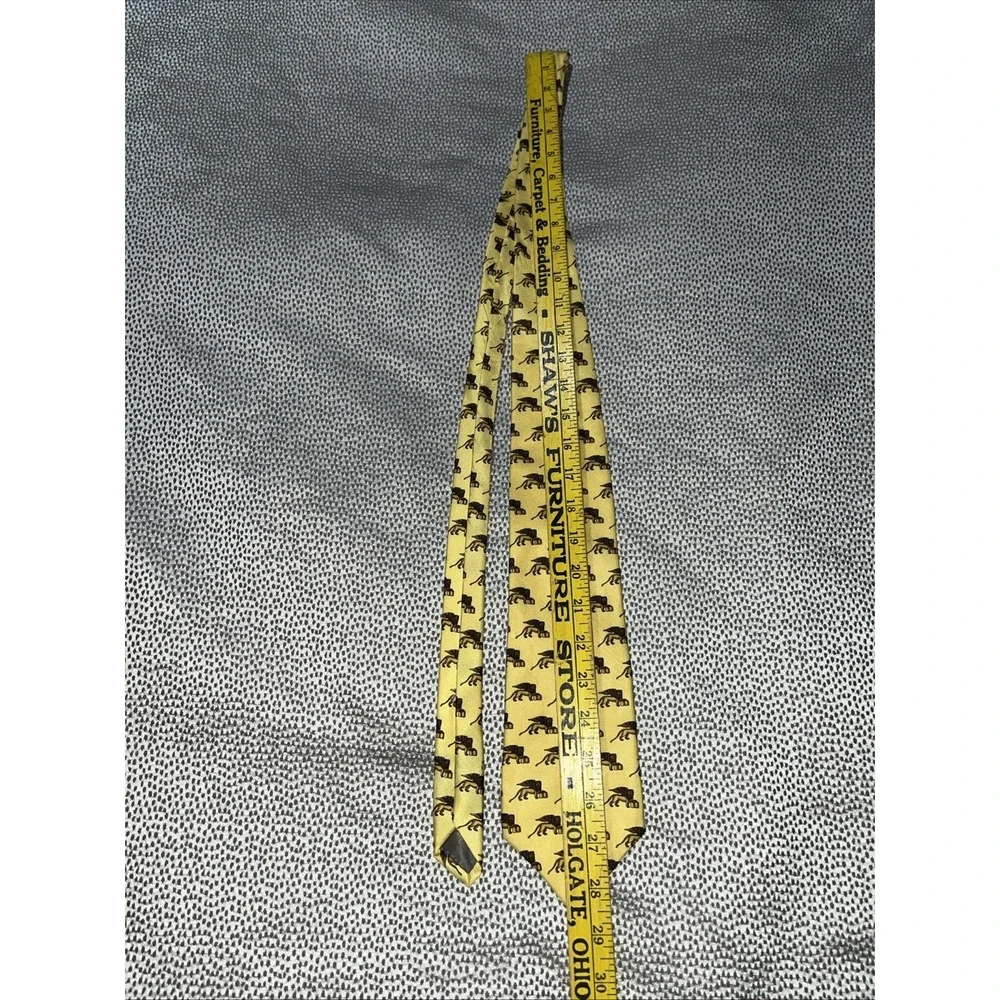 Vintage Fabris Venezia Tie 100% Silk Gold Lion Luxury Made in Italy Mens Necktie